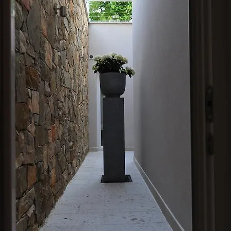 Frühstückspension Zeno 4*