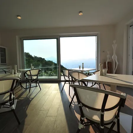 Zeno Bed & Breakfast 4*