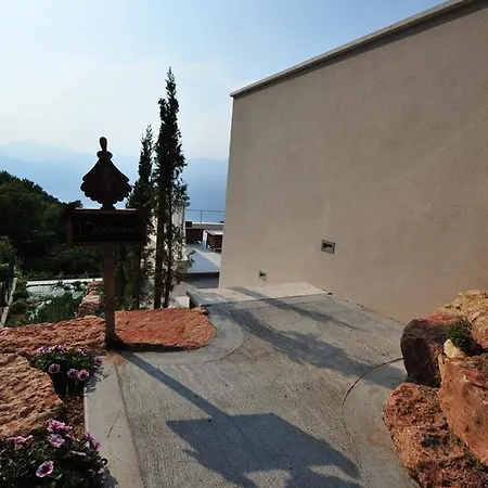 Zeno Bed & Breakfast 4*