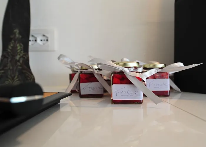 לינה וארוחת בוקר Zeno 4*