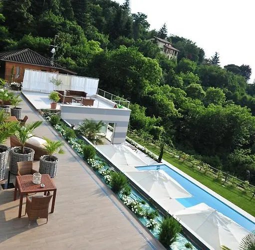 לינה וארוחת בוקר Zeno סן זנו די מונטניה